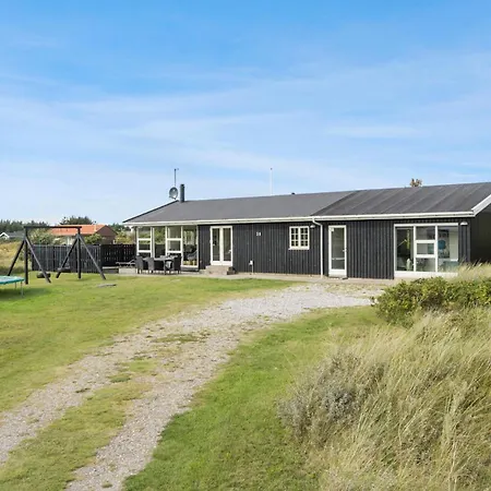 Holiday home Stunning In Ringkobing With House A Panoramic View