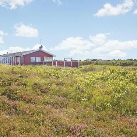 Ferienhaus Marehalmen X *