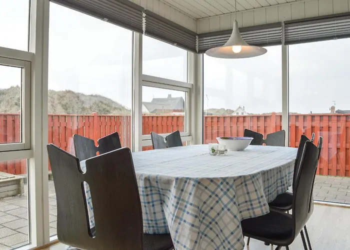 Marehalmen X * Ringkøbing